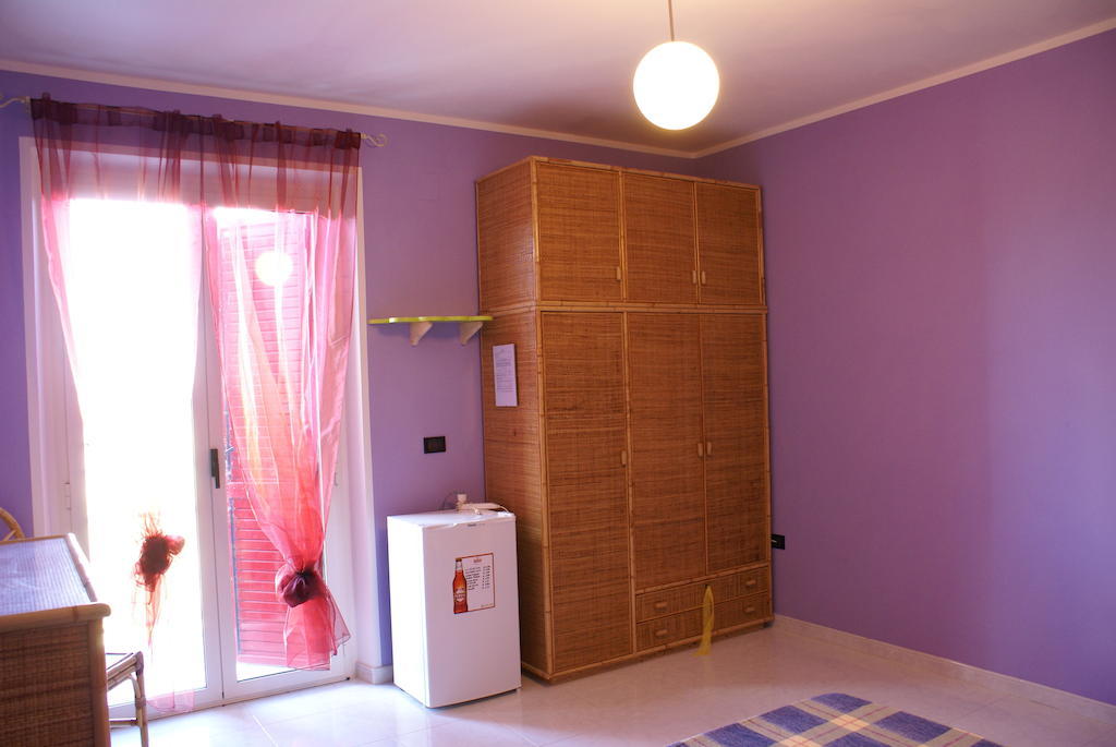People Bed and Breakfast Castorano Δωμάτιο φωτογραφία