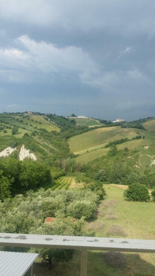 People Bed and Breakfast Castorano Εξωτερικό φωτογραφία
